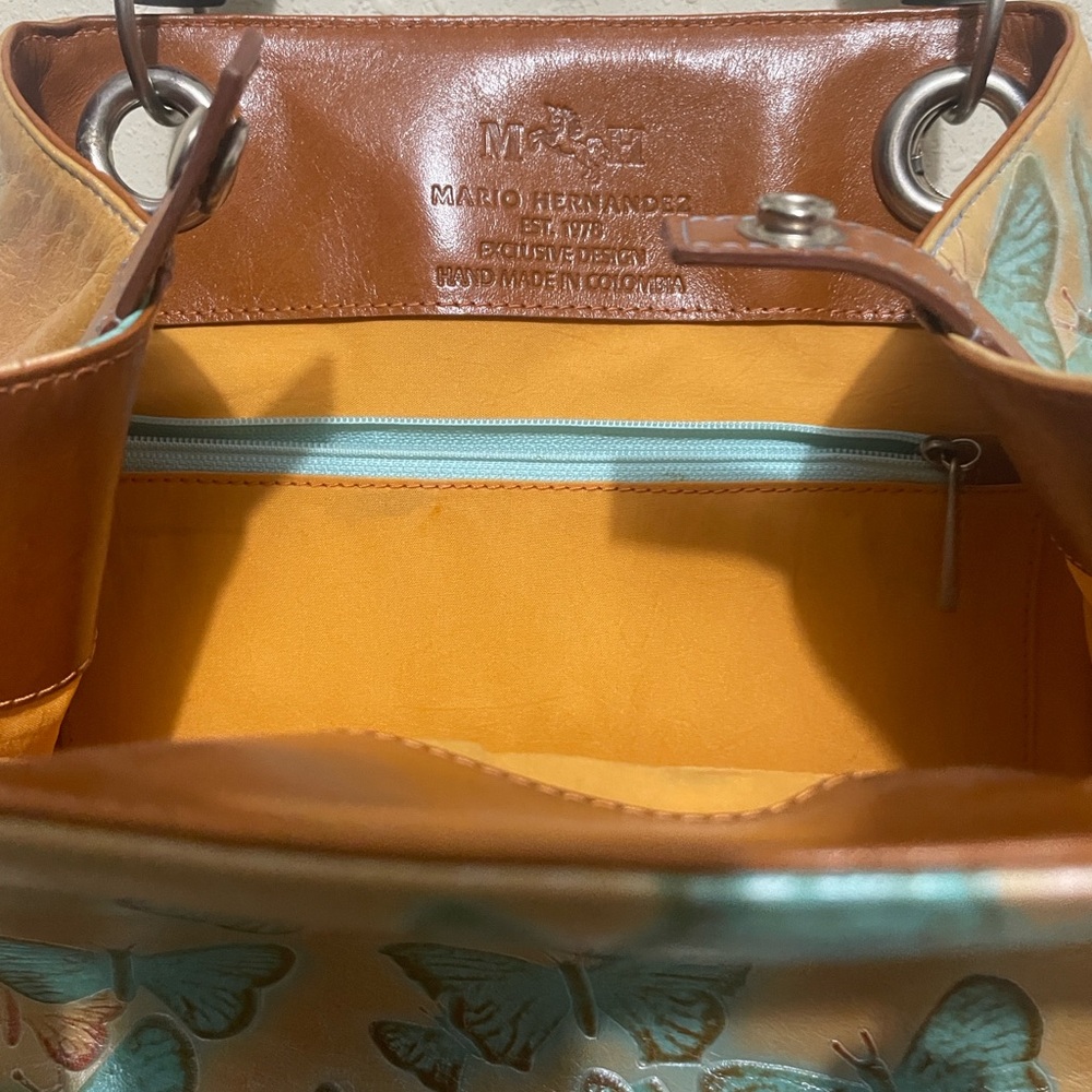 Butterfly Embossed Tan and Green Handbag - Picture 15 of 16